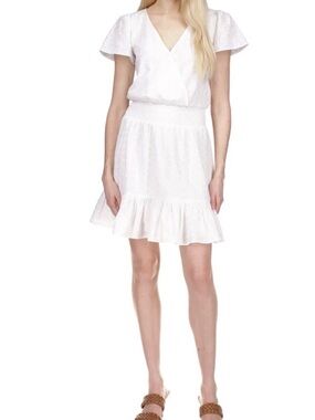 Michael Kors Eyelet Mini Dress Sz 1X White Ruffles Flutter Sleeve Smocked Waist